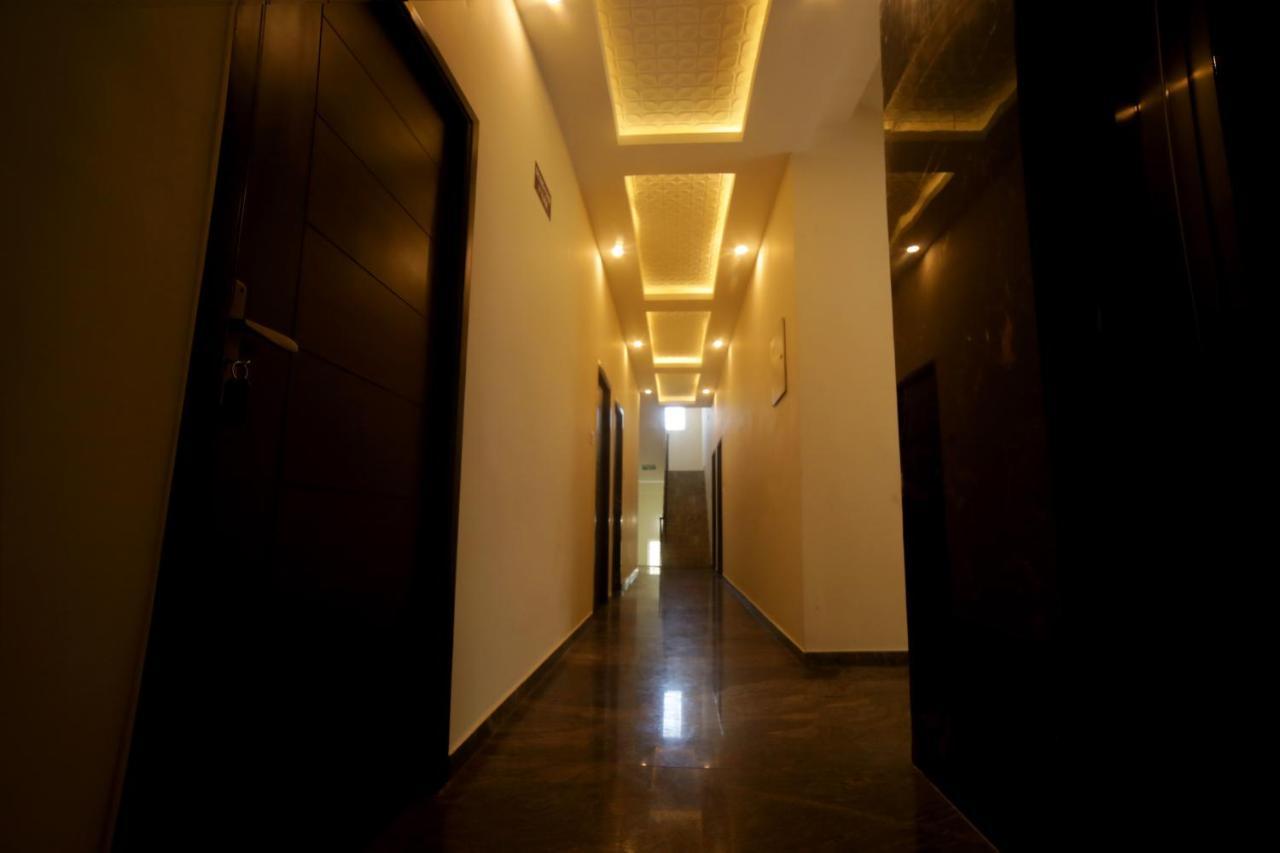 Jai Wings Hotel Pondicherry Exterior photo